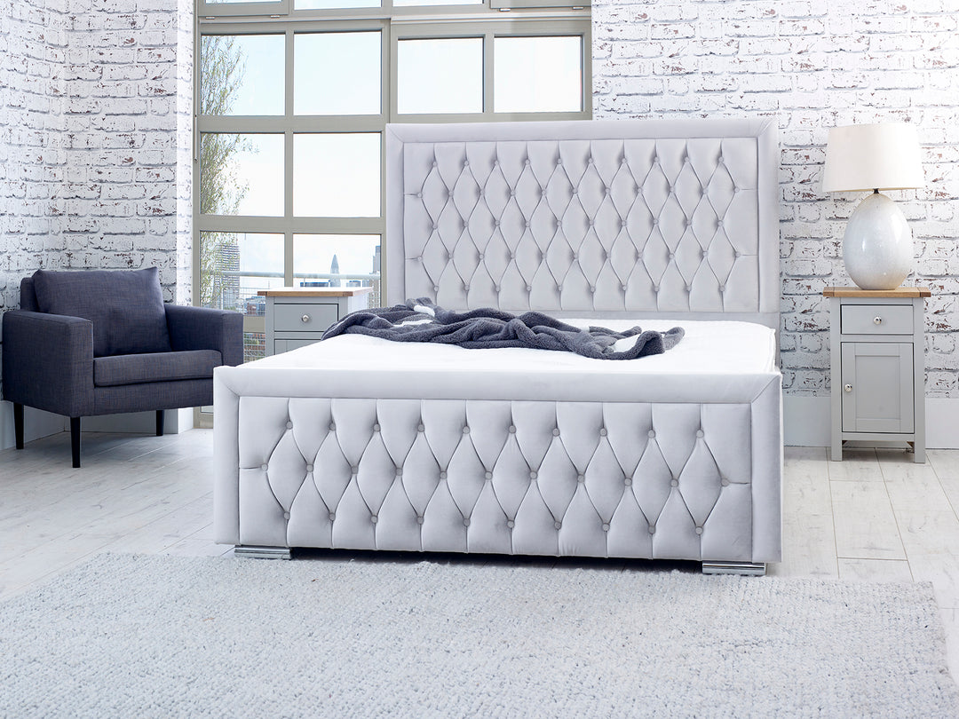 Lyon Chesterfield Bedframe